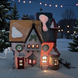 Department 56 “Tassy’s Mittens and Hassel’s Woolies” w/light and orig. box